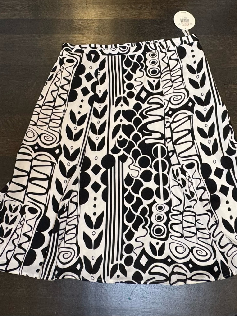 Valerie Stevens Silk Black & White Graphic A-Line Skirt